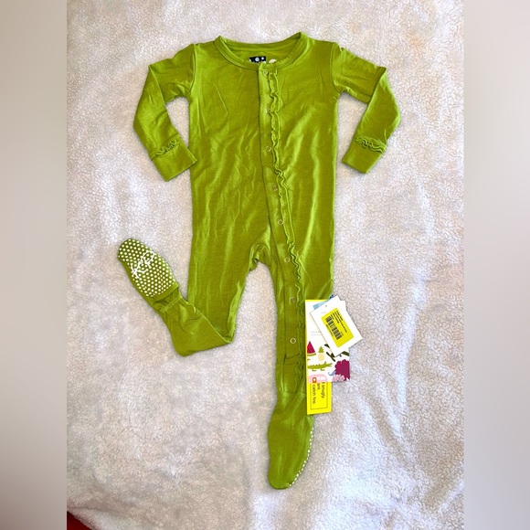 NWT Kickee Ruffle Footie - Picture 2 of 5